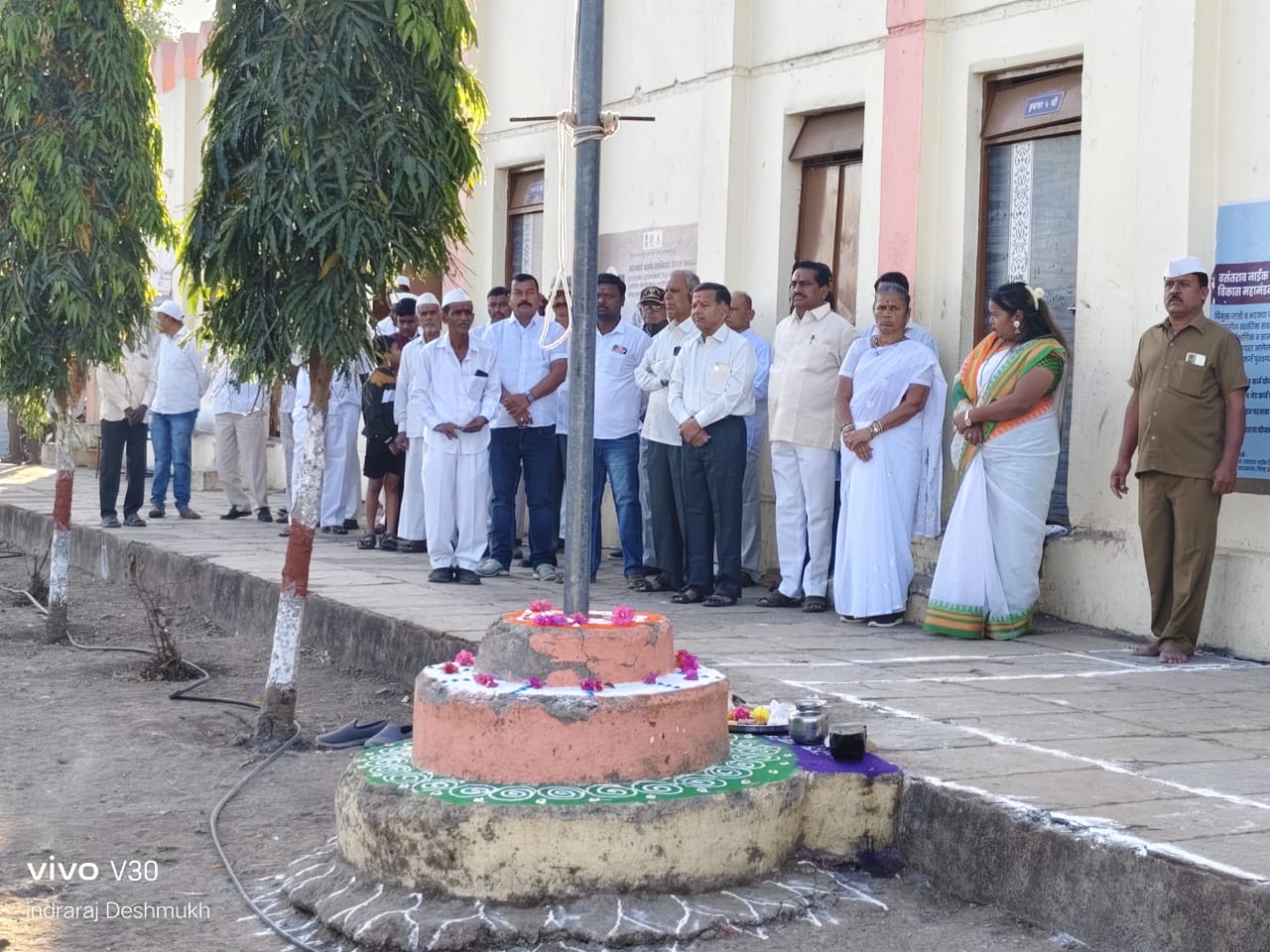 स्व. संभाजीराव देशमुख कनिष्ठ महाविद्यालयात प्रजासत्ताक दिन मोठ्या उत्साहात साजरा